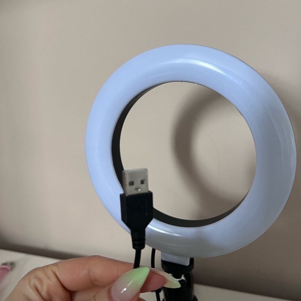 RING Light - Picture 4 of 4
